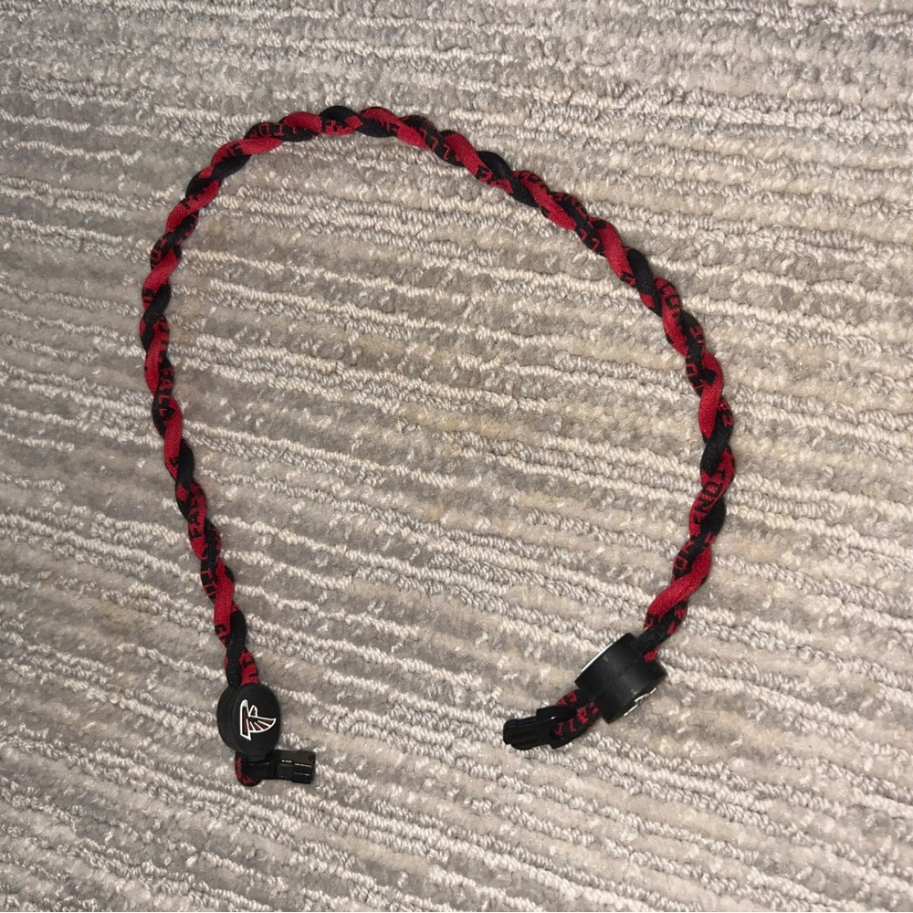 Atlanta Falcons power cord necklace